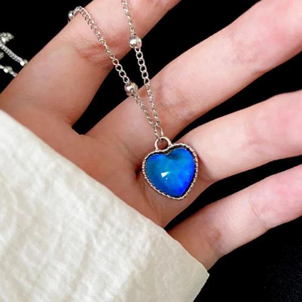 COLLAR MÁGICO QUE REFLEJA TUS SENTIMIENTOS